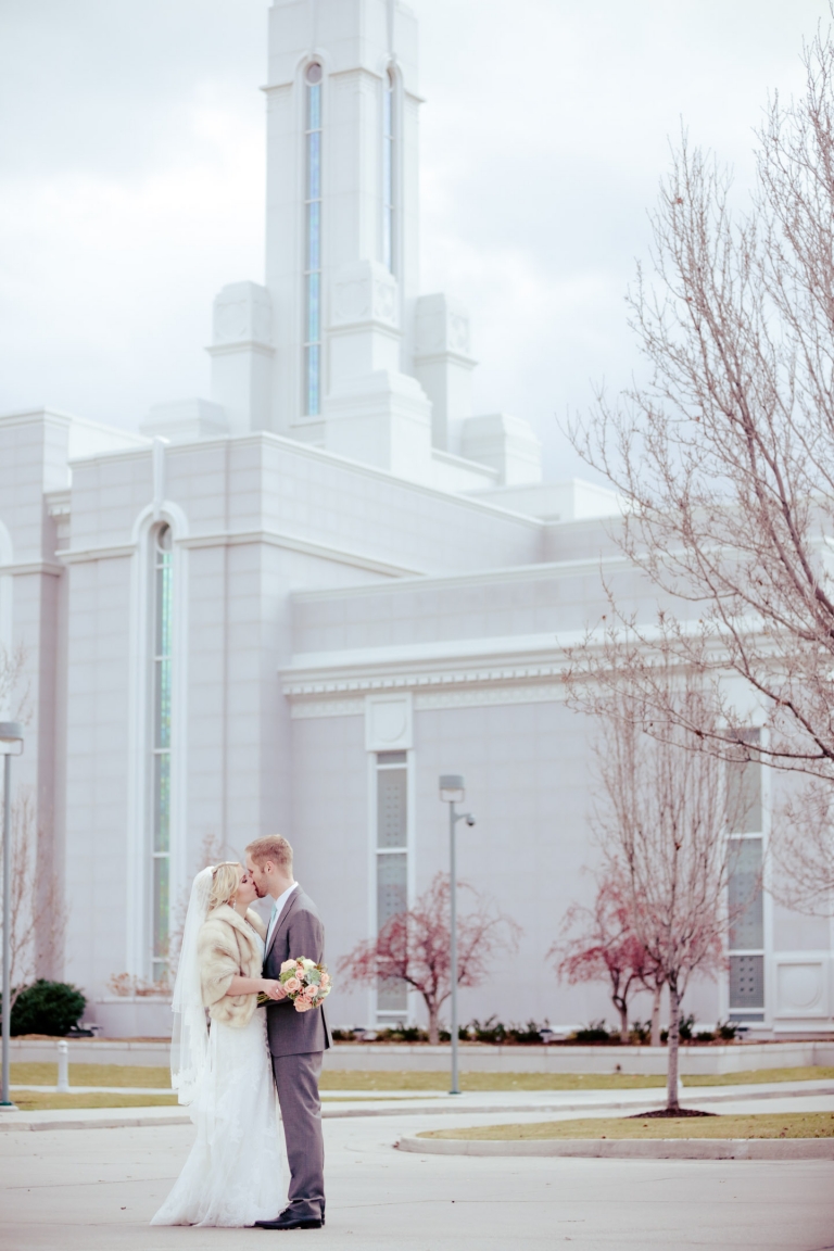 EK-Studios-Utah-Wedding-Photographers-Timpanogos-Temple-wedding-reception-La-Jolla-Groves013-Blog(pp_w768_h1152)