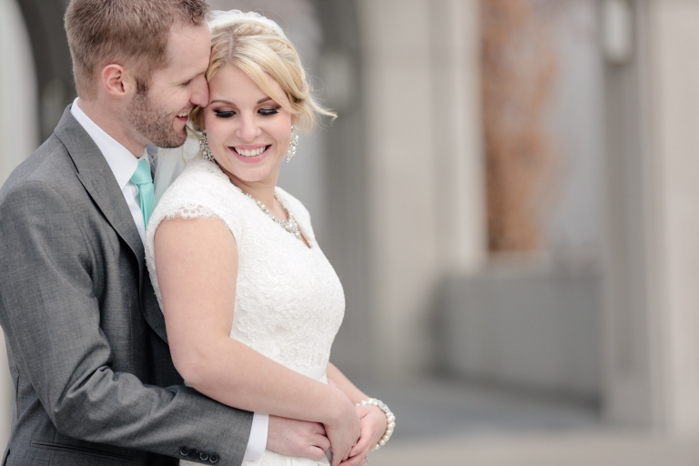 EK-Studios-Utah-Wedding-Photographers-Timpanogos-Temple-wedding-reception-La-Jolla-Groves019-Blog(pp_w768_h512)