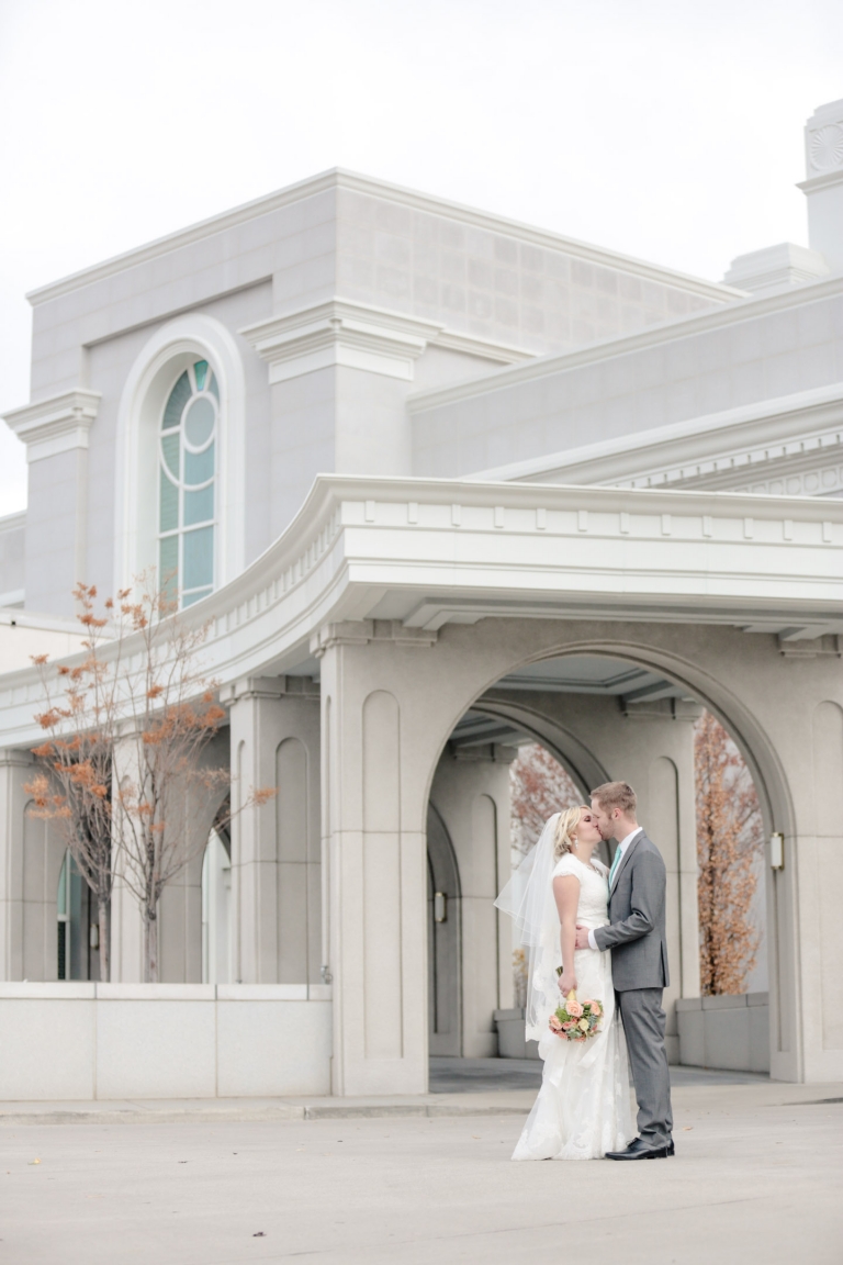 EK-Studios-Utah-Wedding-Photographers-Timpanogos-Temple-wedding-reception-La-Jolla-Groves021-Blog(pp_w768_h1152)