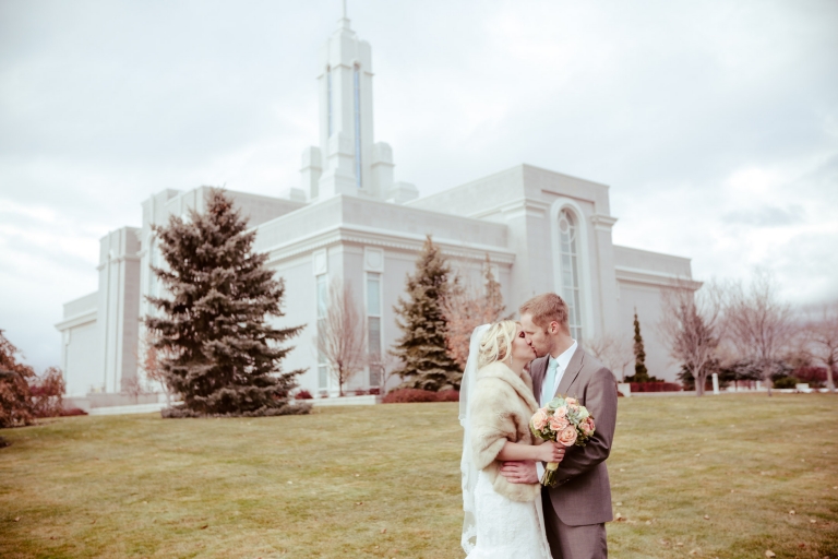 EK-Studios-Utah-Wedding-Photographers-Timpanogos-Temple-wedding-reception-La-Jolla-Groves025-Blog(pp_w768_h512)