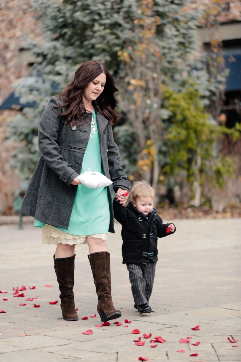 EK-Studios-Utah-Wedding-Photographers-Timpanogos-Temple-wedding-reception-La-Jolla-Groves029-Blog(pp_w768_h1152)