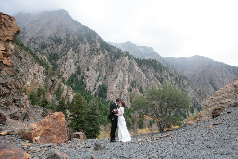 EK-Studios-Utah-Wedding-Photographers-Bridals-2015-10-30-Kinsey-Paul010-Blog(pp_w768_h512)