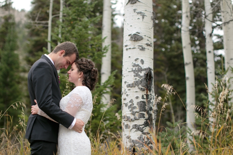 EK-Studios-Utah-Wedding-Photographers-Bridals-2015-10-30-Kinsey-Paul011-Blog(pp_w768_h512)