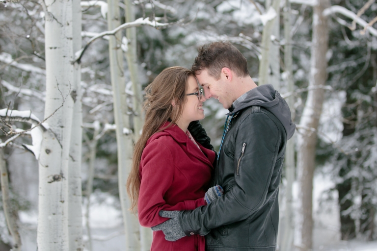 EK-Studios-Utah-Wedding-Photographers-Winter-engaements-in-the-mountains-utah015-Blog(pp_w768_h512)