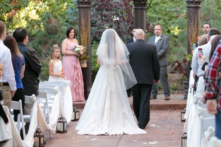 Wedding-2015-10-16-Sarah-Ryan-Utah-Wedding-Photographers-EK-Studios-Photo-Video-009(pp_w768_h512)