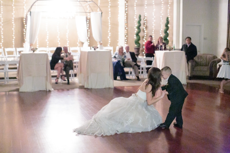 Wedding-2015-10-16-Sarah-Ryan-Utah-Wedding-Photographers-EK-Studios-Photo-Video-046(pp_w768_h512)