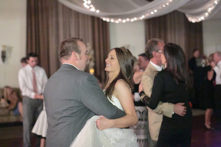 Wedding-2015-10-16-Sarah-Ryan-Utah-Wedding-Photographers-EK-Studios-Photo-Video-048(pp_w768_h512)