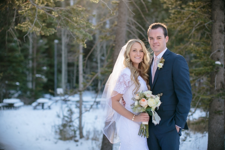 EK-Studios-Utah-Wedding-Photographers-Winter-Mountian-Bridals-Utah-Photography035-Blog(pp_w768_h512)