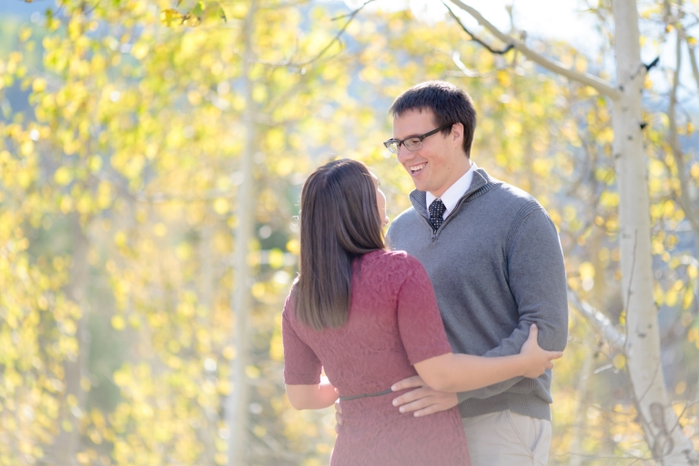 EK-Studios-Utah-Wedding-Photographers-Fall-Canyon-Engagements017-Blog(pp_w768_h512)
