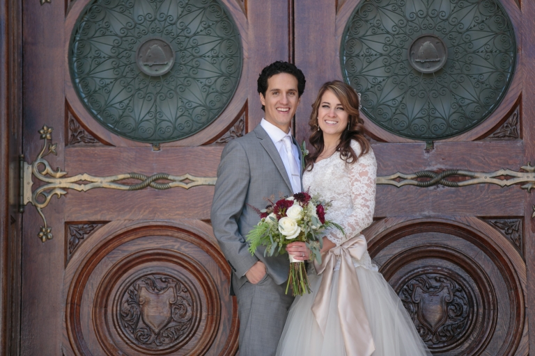 EK-Studios-Utah-Wedding-Photographers-Wedding-SLC-Temple-Sleepy-Ridge-Reception-Utah014-Blog(pp_w768_h512)
