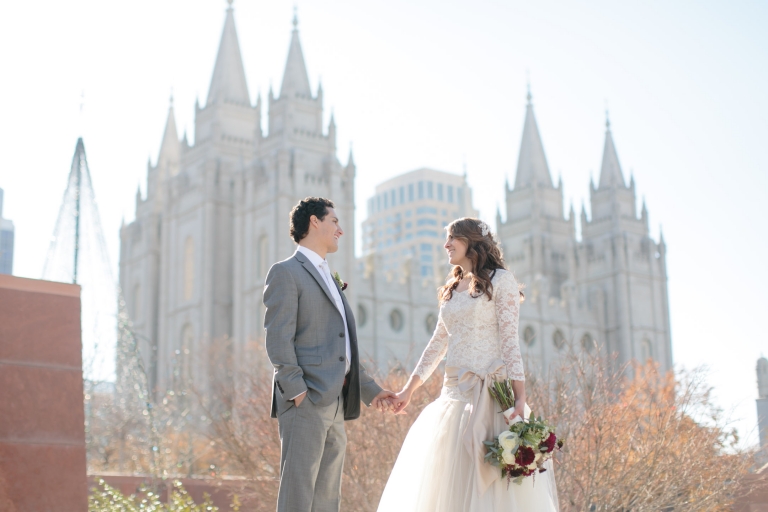 EK-Studios-Utah-Wedding-Photographers-Wedding-SLC-Temple-Sleepy-Ridge-Reception-Utah022-Blog(pp_w768_h512)
