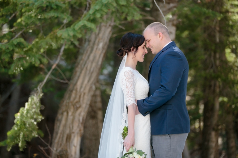 EK-Studios-Utah-Wedding-Photographers-Bridals-in-the-mountians-Utah001-Blog(pp_w768_h512)