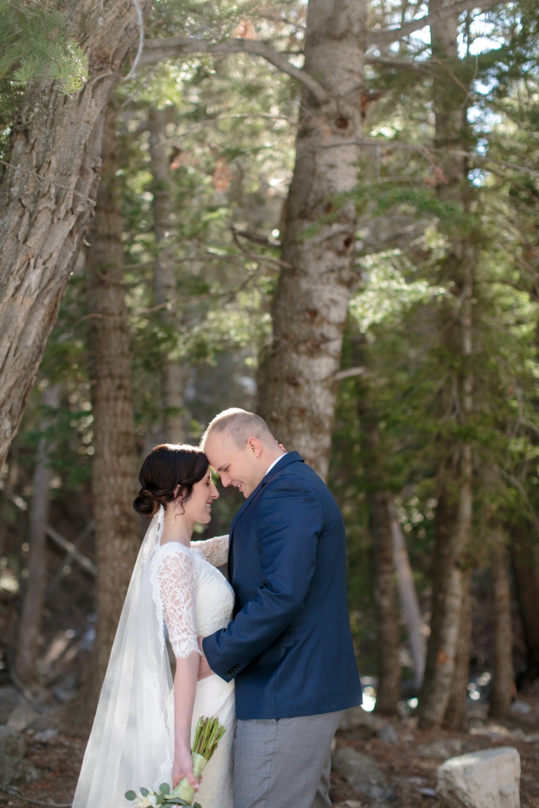 EK-Studios-Utah-Wedding-Photographers-Bridals-in-the-mountians-Utah007-Blog(pp_w768_h1152)
