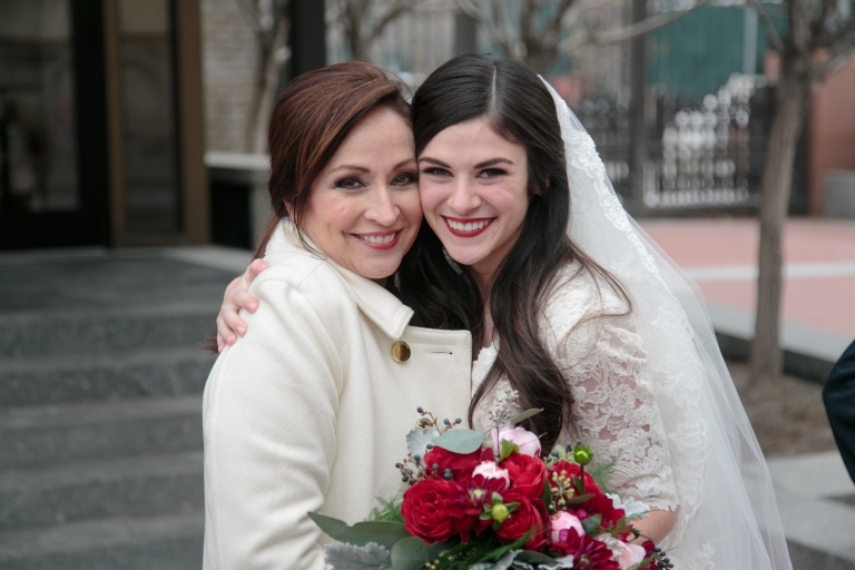 EK-Studios-Utah-Wedding-Photographers-Salt-lake-temple-wedding-heritage-gardens-reception007-Blog(pp_w768_h512)