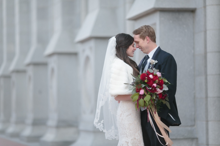 EK-Studios-Utah-Wedding-Photographers-Salt-lake-temple-wedding-heritage-gardens-reception019-Blog(pp_w768_h512)