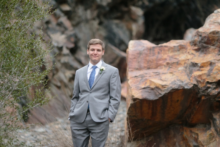 EK-Studios-Utah-Wedding-Photographers-Bridals-in-the-woods-pines014-Blog(pp_w768_h512)