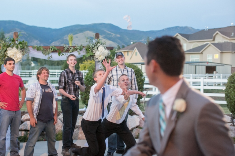 EK-Studios-Utah-Wedding-Photographers-Jordan-River-Temple-Wedding043-Blog(pp_w768_h512)