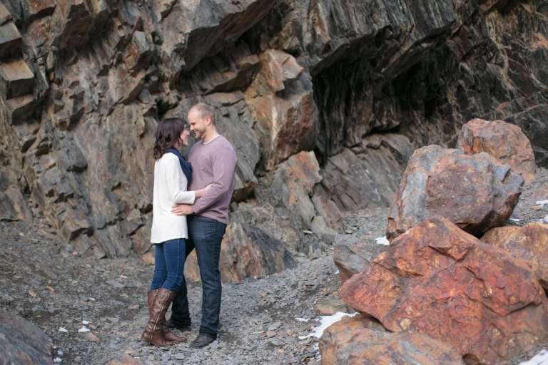 EK-Studios-Utah-Wedding-Photographers-Winter-Engagements-Mountains-UT009-Blog(pp_w768_h512)