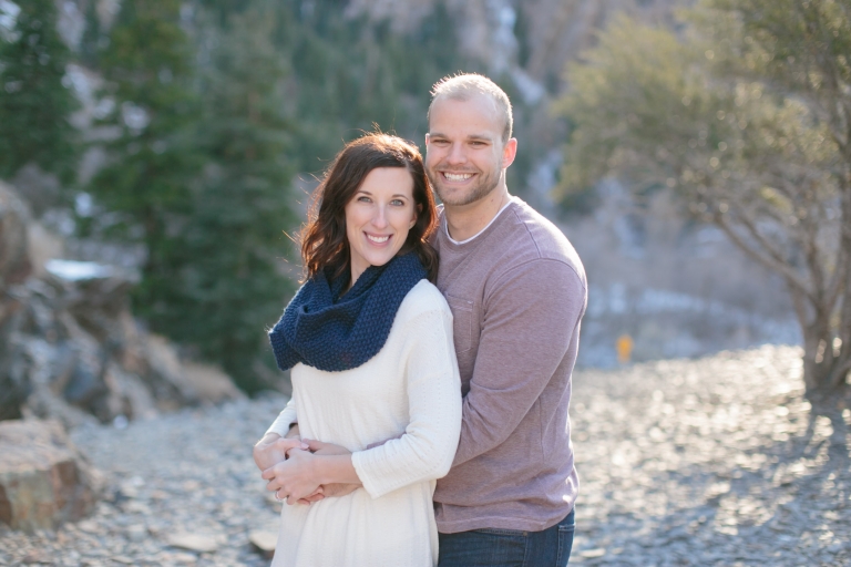 EK-Studios-Utah-Wedding-Photographers-Winter-Engagements-Mountains-UT029-Blog(pp_w768_h512)