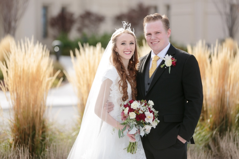EK-Studios-Utah-Wedding-Photographers-Payson-Temple-Wedding023-Blog(pp_w768_h512)