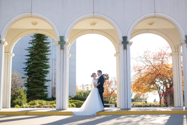 EK-Studios-Utah-Wedding-Photographers-Bountiful-Temple-Wedding-Bridals010-Blog(pp_w768_h512)