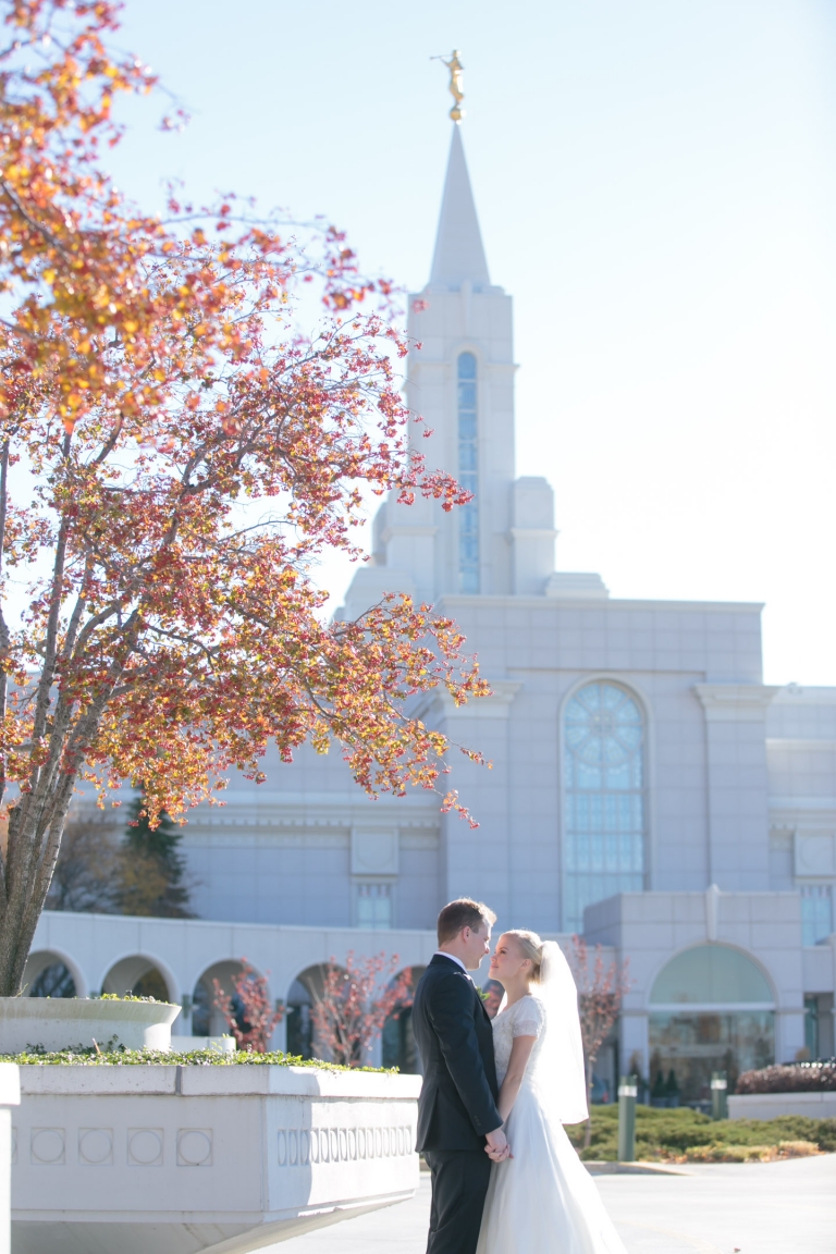 EK-Studios-Utah-Wedding-Photographers-Bountiful-Temple-Wedding-Bridals012-Blog(pp_w768_h1152)