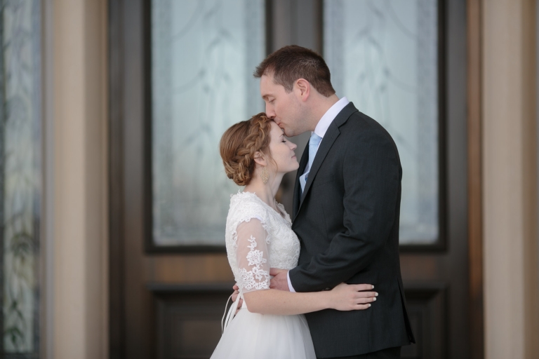 EK-Studios-Utah-Wedding-Photographers-Payson-Temple-Bridals-wedding-photography-utah015-Blog(pp_w768_h512)