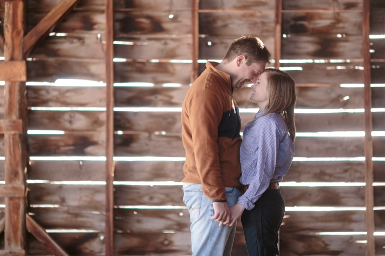 EK-Studios-Utah-Wedding-Photographers-Country-Barn-Engagements006-Blog(pp_w768_h512)