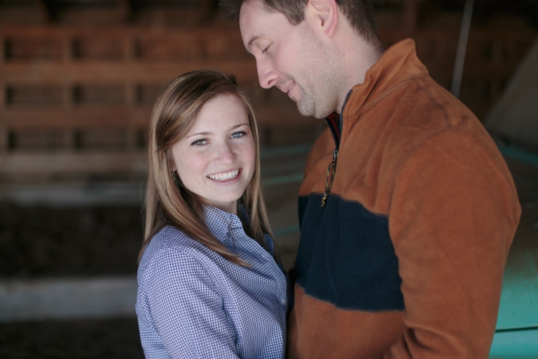 EK-Studios-Utah-Wedding-Photographers-Country-Barn-Engagements018-Blog(pp_w768_h512)