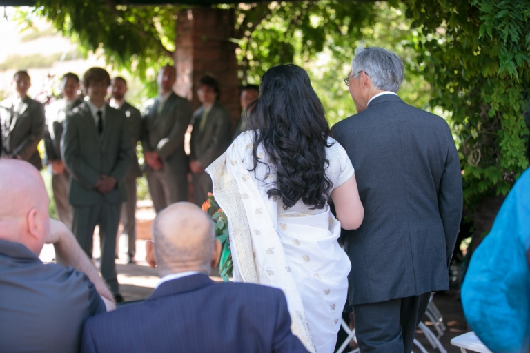 EK-Studios-Utah-Wedding-Photographers-Red-Butte-Garden-Wedding-Utah-Photography007-Blog(pp_w768_h512)