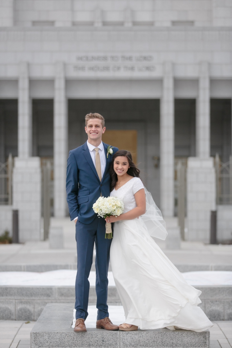 EK-Studios-Utah-Wedding-Photographers-Draper-Temple-Wedding-Sleepy-Ridge-Reception-Utah012-Blog(pp_w768_h1152)