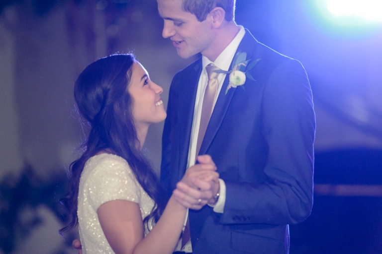 EK-Studios-Utah-Wedding-Photographers-Draper-Temple-Wedding-Sleepy-Ridge-Reception-Utah032-Blog(pp_w768_h512)