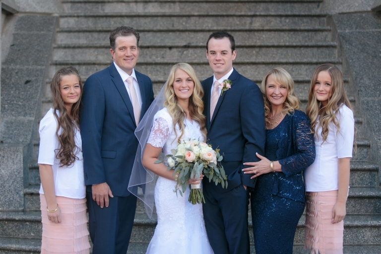 EK-Studios-Utah-Wedding-Photographers-Salt-Lake-temple-Wedding-Sleepy-Ridge-Golf-course-Reception006-Blog(pp_w768_h512)