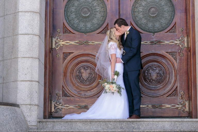 EK-Studios-Utah-Wedding-Photographers-Salt-Lake-temple-Wedding-Sleepy-Ridge-Golf-course-Reception012-Blog(pp_w768_h512)