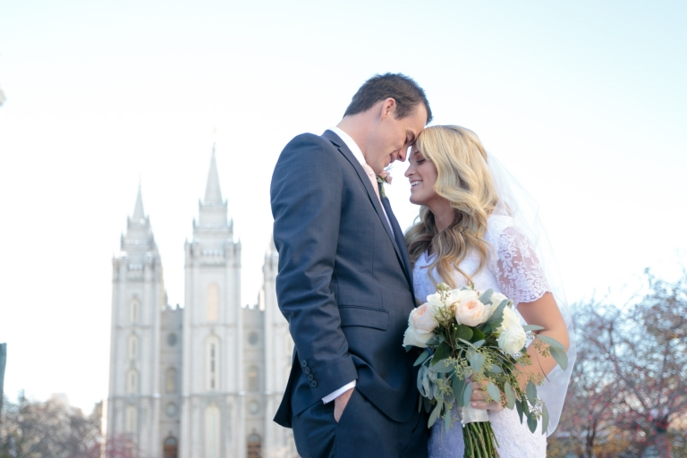 EK-Studios-Utah-Wedding-Photographers-Salt-Lake-temple-Wedding-Sleepy-Ridge-Golf-course-Reception017-Blog(pp_w768_h512)