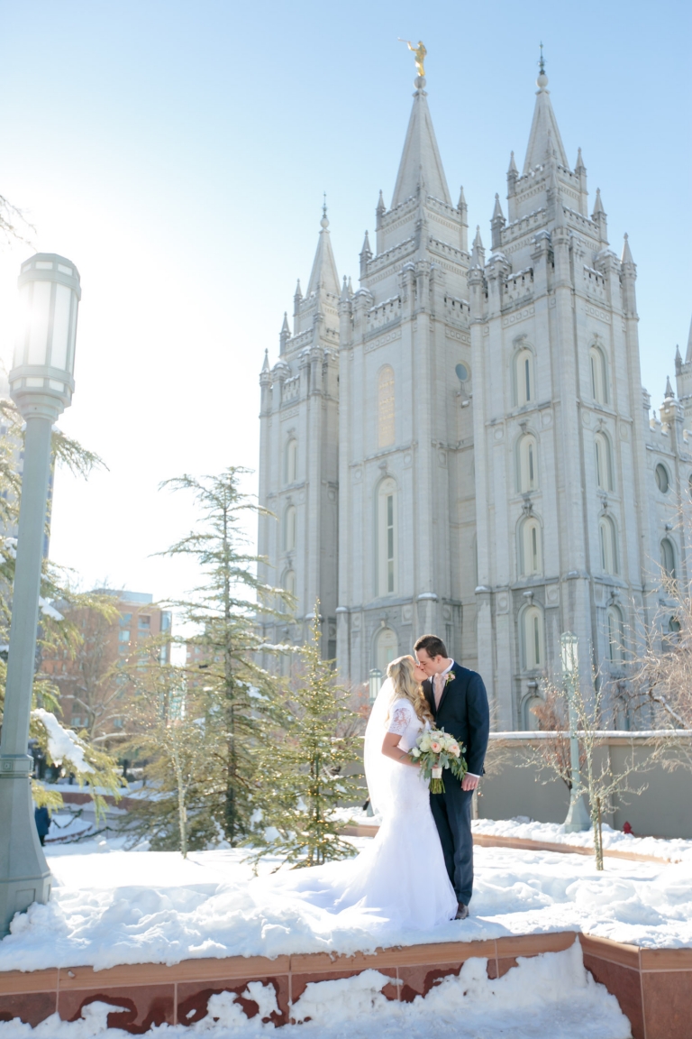 EK-Studios-Utah-Wedding-Photographers-Salt-Lake-temple-Wedding-Sleepy-Ridge-Golf-course-Reception018-Blog(pp_w768_h1152)