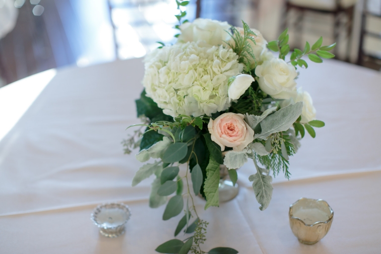 EK-Studios-Utah-Wedding-Photographers-Salt-Lake-temple-Wedding-Sleepy-Ridge-Golf-course-Reception022-Blog(pp_w768_h512)