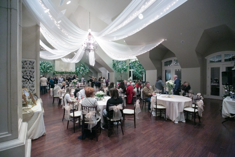 EK-Studios-Utah-Wedding-Photographers-Salt-Lake-temple-Wedding-Sleepy-Ridge-Golf-course-Reception038-Blog(pp_w768_h512)