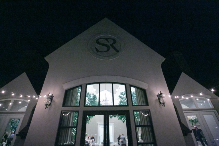 EK-Studios-Utah-Wedding-Photographers-Salt-Lake-temple-Wedding-Sleepy-Ridge-Golf-course-Reception050-Blog(pp_w768_h512)