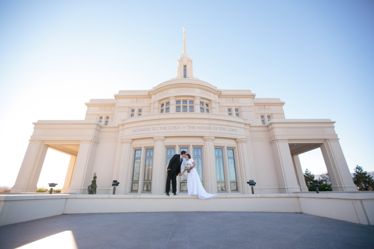EK-Studios-Utah-Wedding-Photographers-Payson-Temple-Wedding-Photography007-Blog(pp_w768_h512)