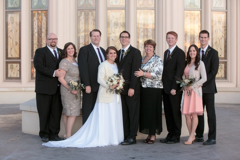 EK-Studios-Utah-Wedding-Photographers-Payson-Temple-Wedding-Photography027-Blog(pp_w768_h512)
