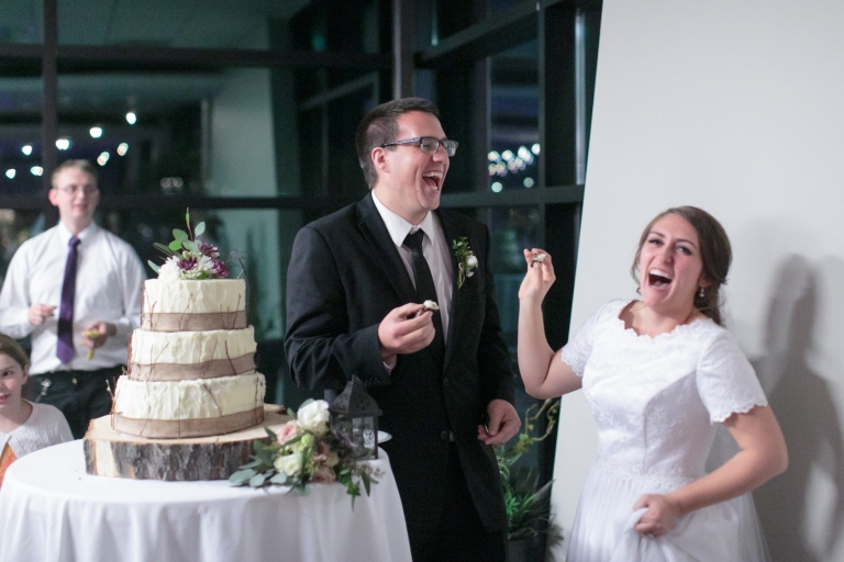 EK-Studios-Utah-Wedding-Photographers-Payson-Temple-Wedding-Photography044-Blog(pp_w768_h512)
