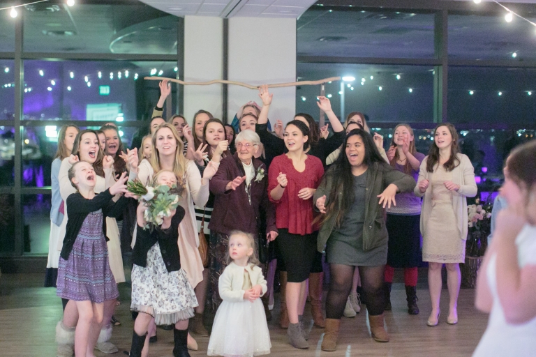 EK-Studios-Utah-Wedding-Photographers-Payson-Temple-Wedding-Photography046-Blog(pp_w768_h512)