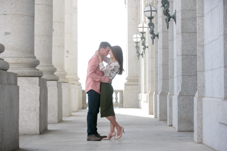 EK-Studios-Utah-Wedding-Photographers-Spring-Engagements-Blossoms-Classy-Salt-Lake-Capitol-Building-Utah-Hayley-Coulton024-Blog(pp_w768_h512)