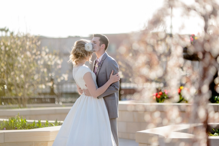 EK-Studios-Utah-Wedding-Photographers-Provo-City-Center-Temple-wedding-bridal-photography-utah014-Blog(pp_w768_h512)
