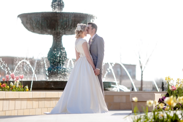EK-Studios-Utah-Wedding-Photographers-Provo-City-Center-Temple-wedding-bridal-photography-utah029-Blog(pp_w768_h512)