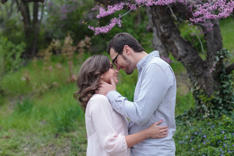EK-Studios-Utah-Wedding-Photographers-Classy-spring-engagements-blossoms-utah-photography025-Blog(pp_w768_h512)