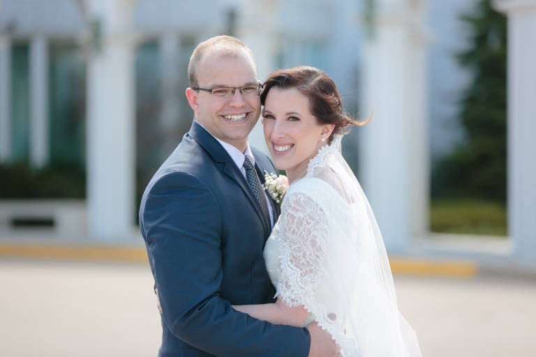 EK-Studios-Utah-Wedding-Photographers-Bountiful-Temple-Wedding-Chantilly-Mansion-Wedding-Reception020-Blog1(pp_w768_h512)