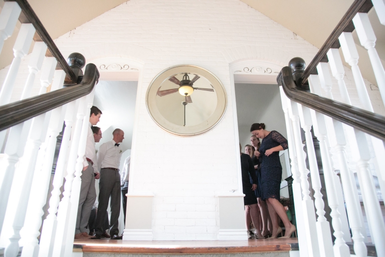 EK-Studios-Utah-Wedding-Photographers-Bountiful-Temple-Wedding-Chantilly-Mansion-Wedding-Reception043-Blog1(pp_w768_h512)
