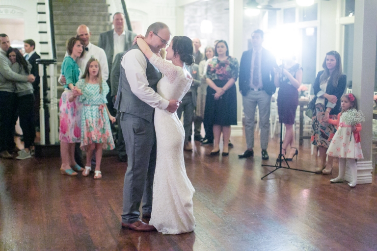 EK-Studios-Utah-Wedding-Photographers-Bountiful-Temple-Wedding-Chantilly-Mansion-Wedding-Reception072-Blog(pp_w768_h512)